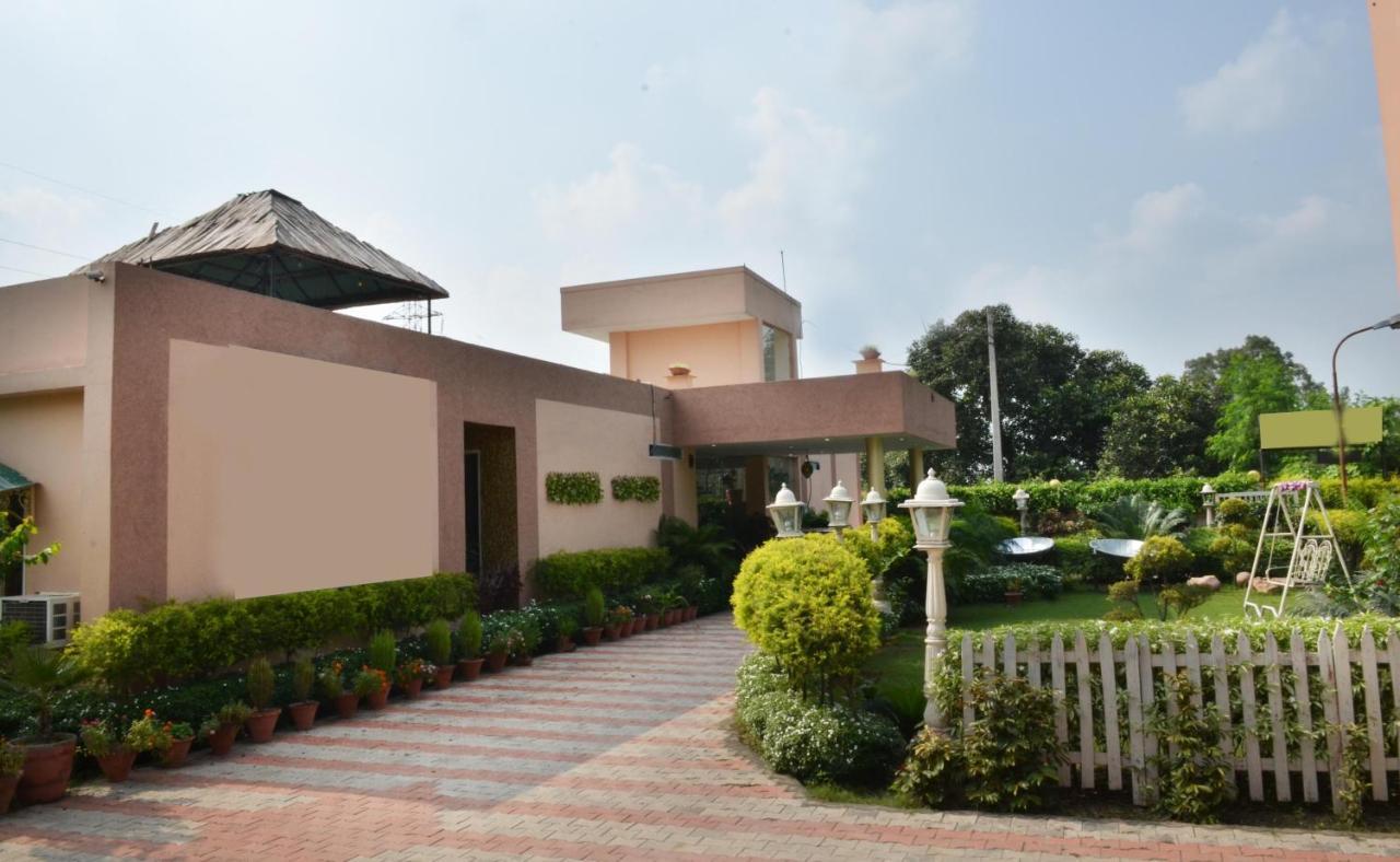 The Baghban Hotel & Resort, Бадами Экстерьер фото